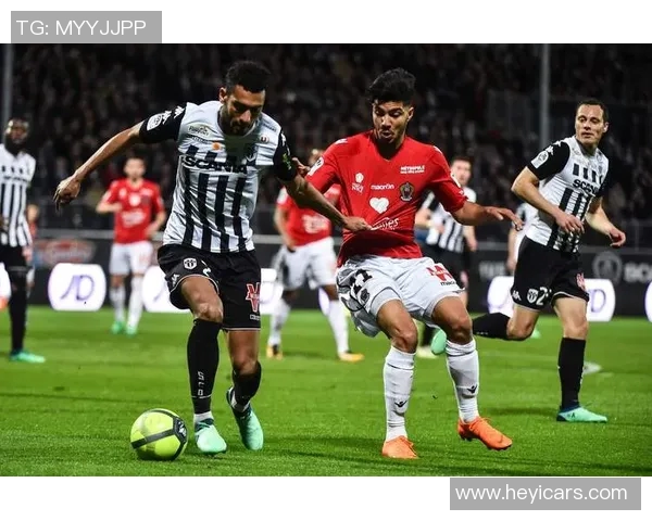 弗赖堡对阵多特蒙德精彩在线直播全程回顾与分析